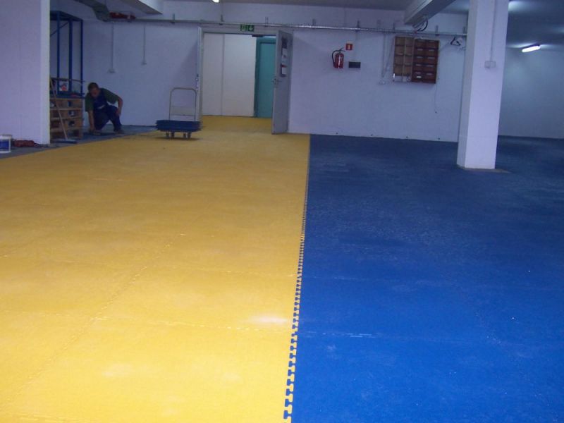 Фотогалерея (монтаж плитки ПВХ)