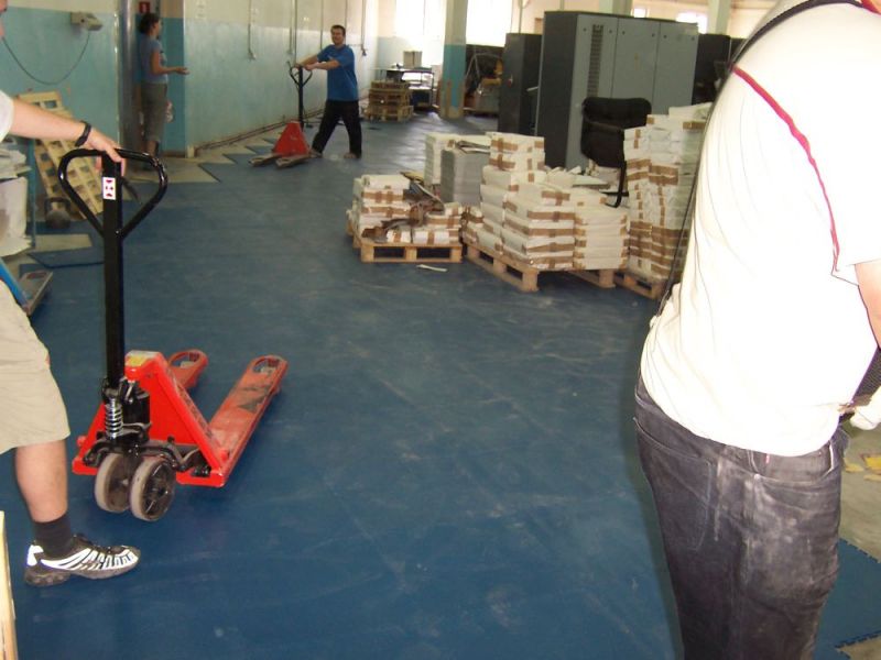 Фотогалерея (монтаж плитки ПВХ)