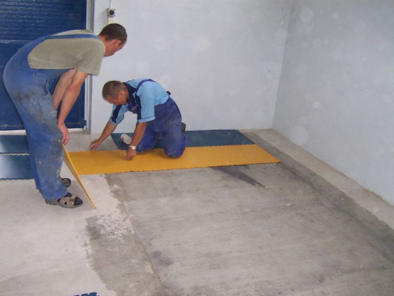 Фотогалерея (монтаж плитки ПВХ)