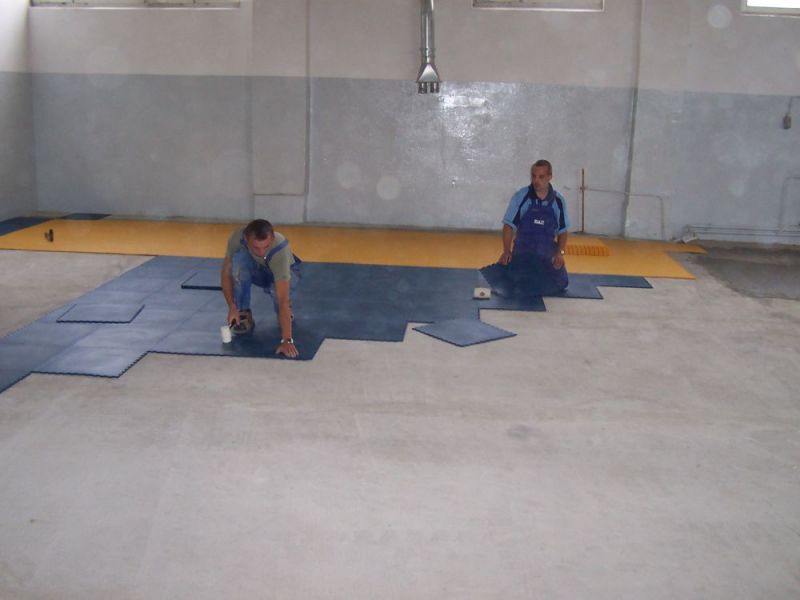 Фотогалерея (монтаж плитки ПВХ)