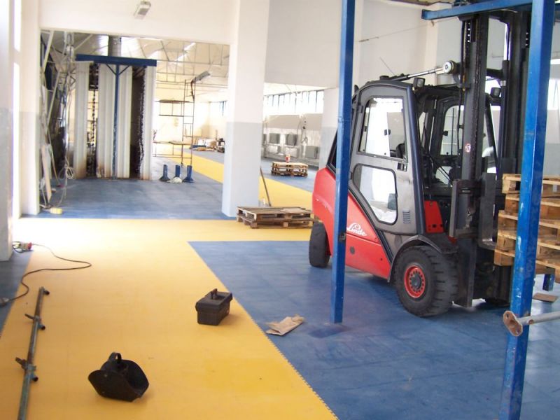 Фотогалерея (монтаж плитки ПВХ)