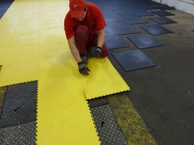 Модульное покрытие для пола фитнес залов и кросс-фита