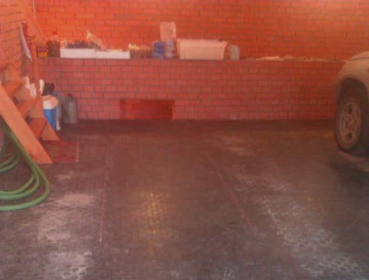 Вулканизированные резиновые покрытия для пола в гараже, применение и срок службы